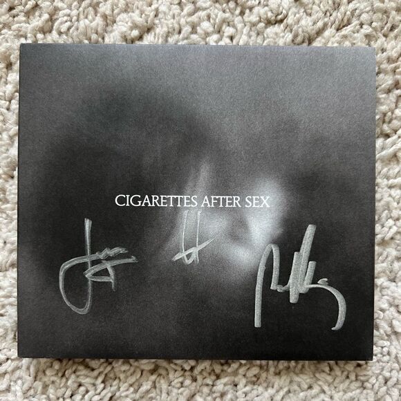 Cigarettes After Sex - X’s Signed CD - Picture 1 of 7